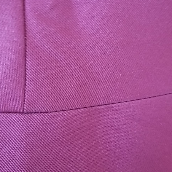 Cutout red top - Picture 5 of 7